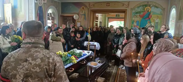 Підгайцівська громада попрощалася з полеглим Захисником Павлом Плисюком